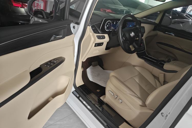 Used Buick GL8 2023 ES Lu Zun Deluxe Model
