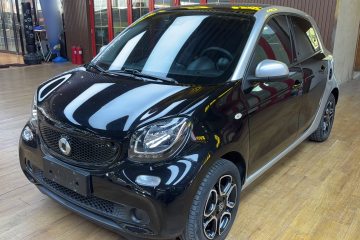 Used smart forfour 2016 0.9T 66 kW Pioneer Edition