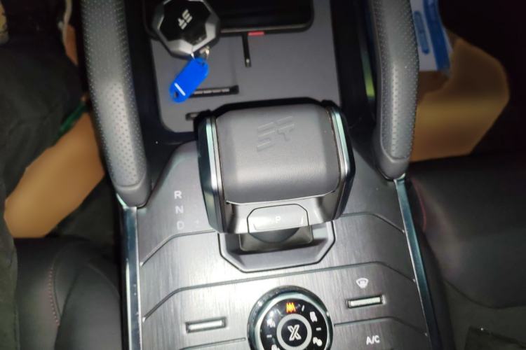 Used JETOUR Traveler 2023 2.0T All-Wheel Drive CrossPRO+
