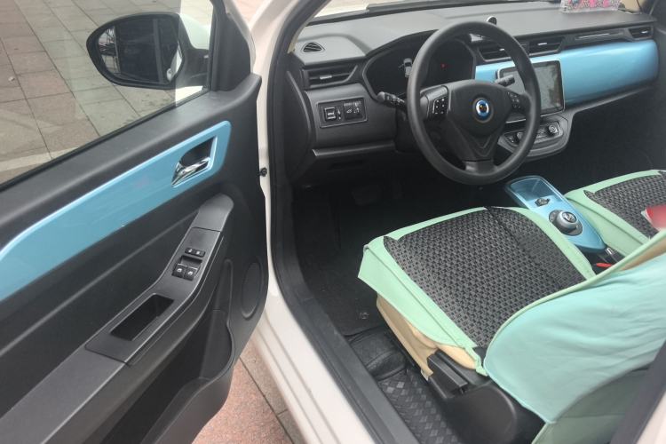 Used Brilliance Xinri i03 2021 318 km 31.45 kWh