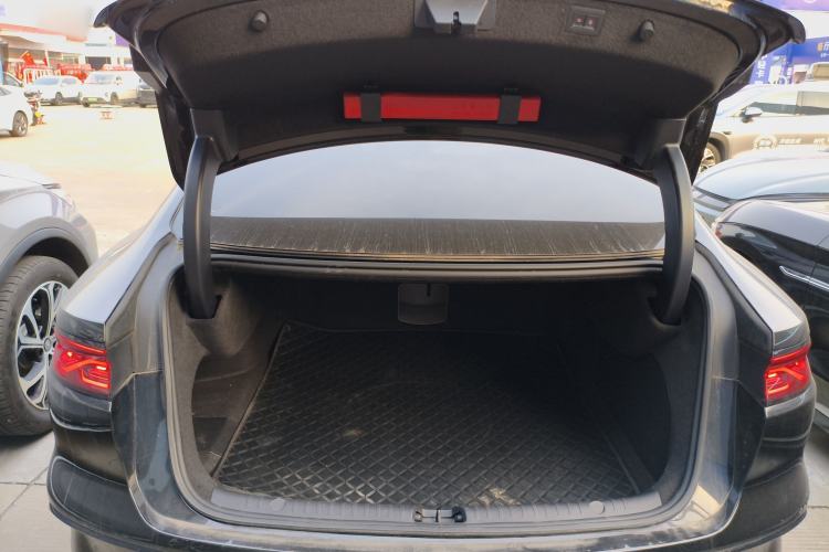 Used BYD Han 2024 EV Glory Edition 610 km All-Wheel Drive "Tian Shen Zhi Jia" Intelligent Driving Model
