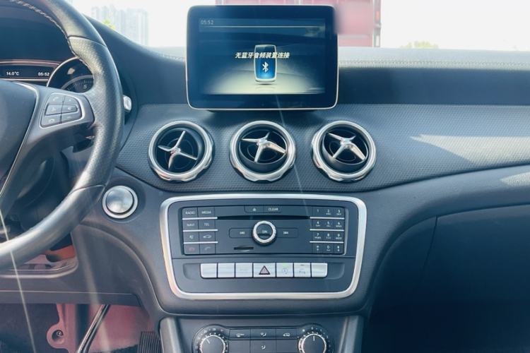Used Mercedes-Benz GLA 2017 GLA 200 Fashion Model
