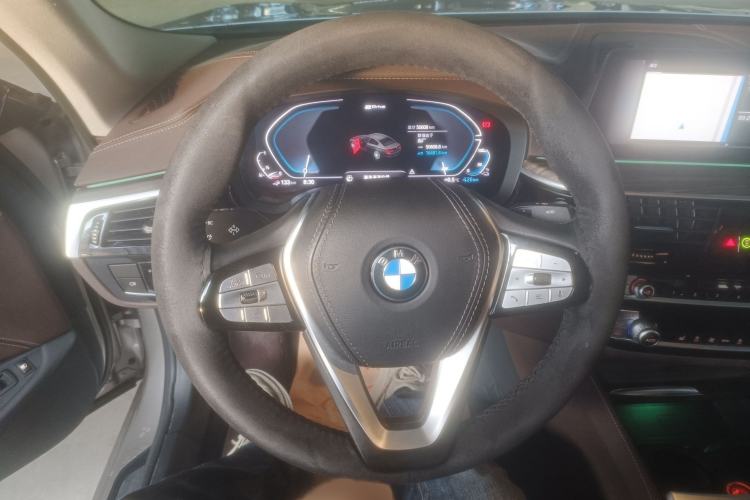 Used BMW 5 Series New Energy 2020 530Le Luxury Package
