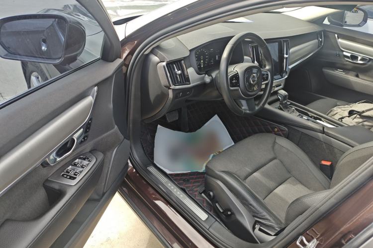 Used Volvo S90 2018 T4 Zhiyi Edition