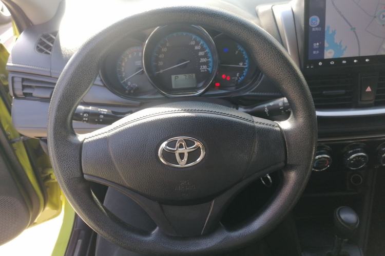 Used Toyota YARiS L 2016 Revised 1.5E CVT Charming Edition