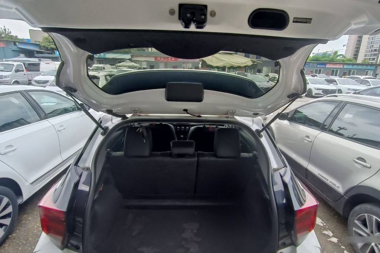 Used Toyota YARiS L 2020 X-Trail X 1.5L CVT Luxury Edition
