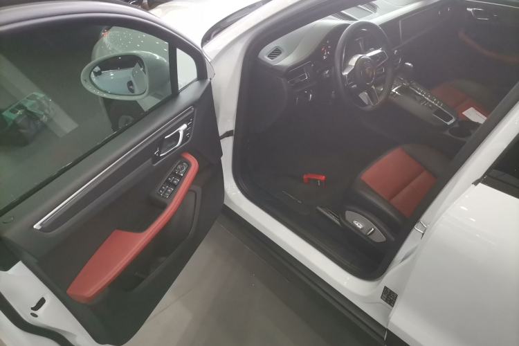 Used Porsche Macan 2018 Macan 2.0T