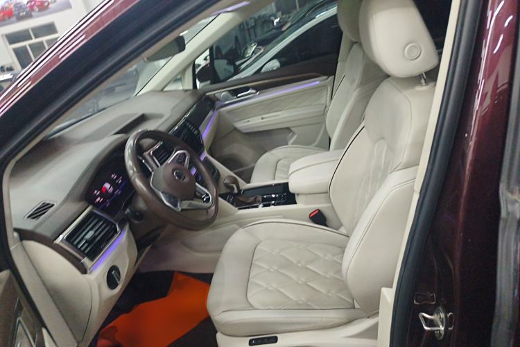 Used Volkswagen Viloran 2020 380TSI Prestige Edition
