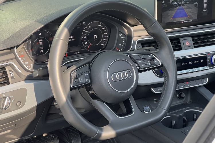 Used Audi A4L 2019 40 TFSI Fashion Edition China VI Emission Standard
