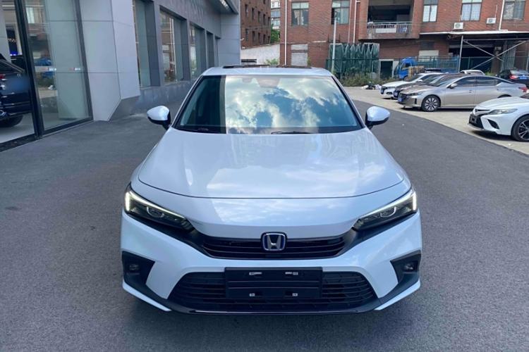 Used Honda Civic 2023 2.0L eHEV Pioneer Edition
