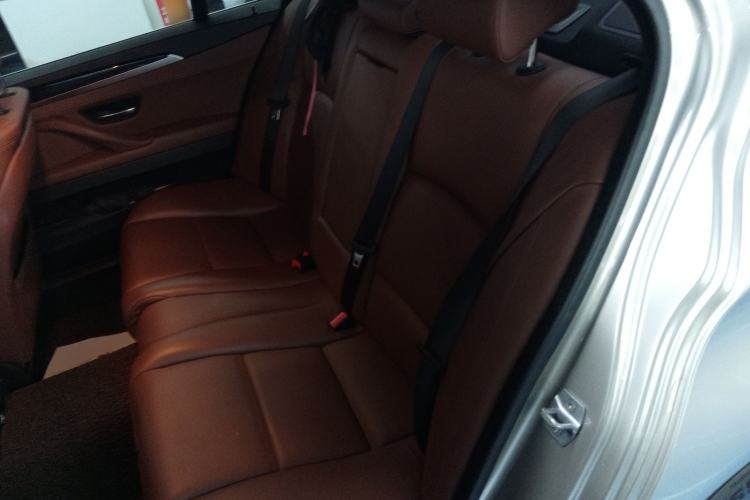 Used BMW 5 Series 2014 520Li Elegant Model
