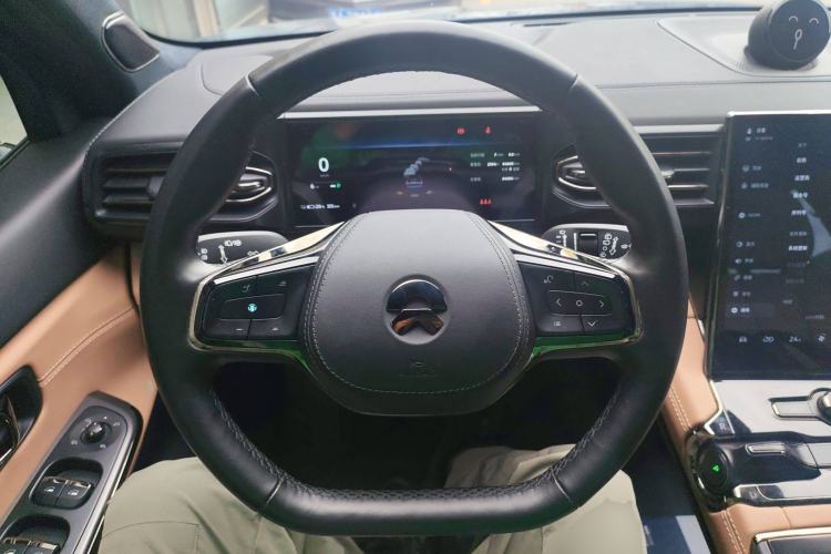 Used Nio ES8 2020 415 KM Signature Edition 7-Seater Version
