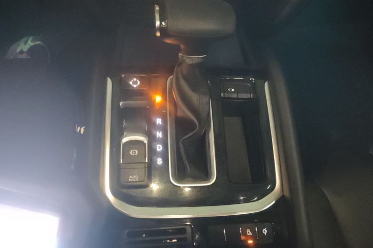 Used GAC Trumpchi GS8 2017 320T Two-Wheel Drive Luxury Smart Connectivity Version (7 Seats)
