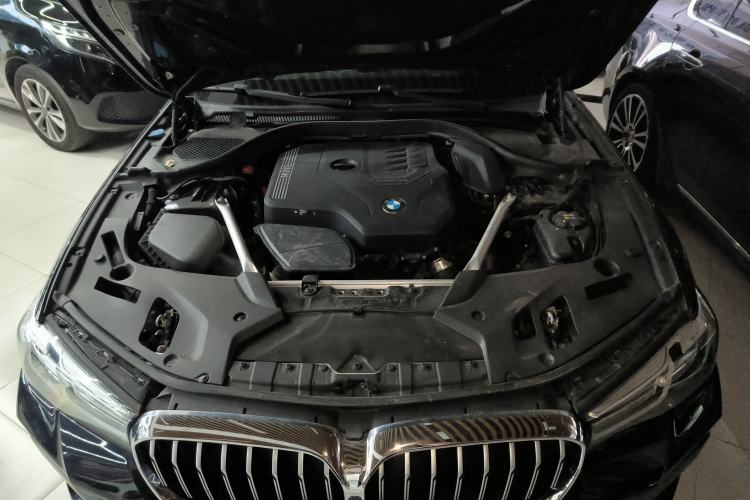 Used BMW 5 Series 2021 525Li M Sport Package