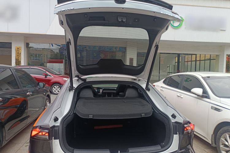 Used Changan UNI-V 2024 1.5T Prestige Edition