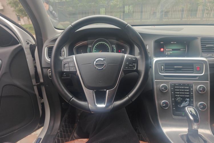 Used Volvo S60 2018 S60L T4 Smart & Ambitious Edition