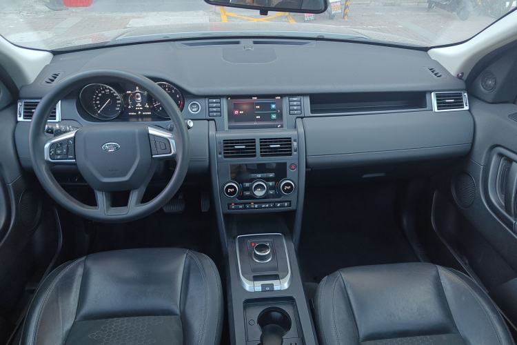 Used Land Rover Discovery Sport 2017 2.0T PURE
