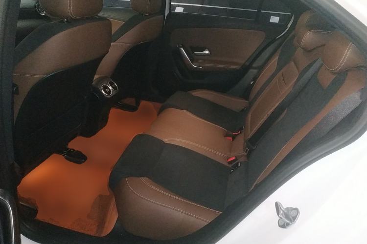 Used Mercedes-Benz A-Class 2022 Revised Version A 200 L Sport Sedan Fashionable Style