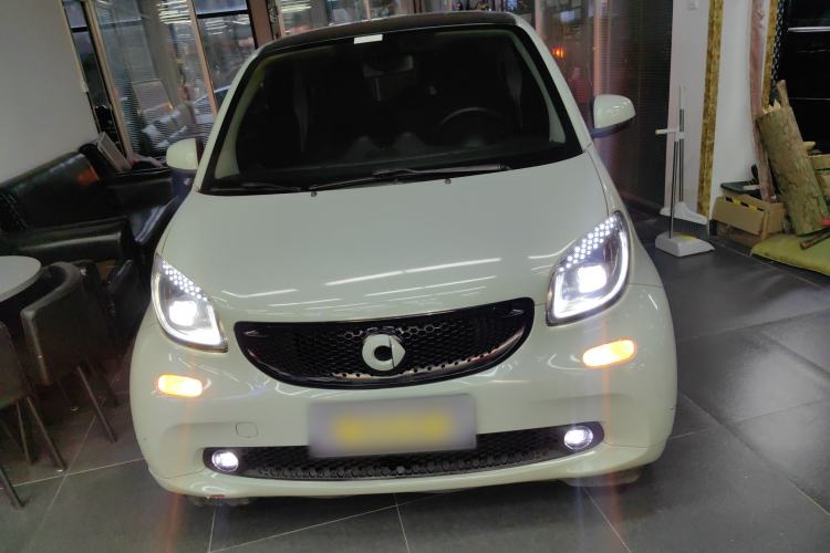 Used  fortwo 2015 1.0L 52 kW Hardtop Passion Edition

