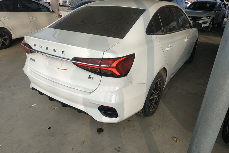 Used Roewe i5 2021 1.5L CVT Black Gold Edition