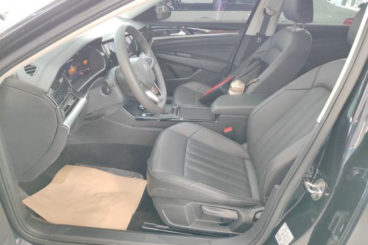 Used Volkswagen Passat 2024 280TSI Business Edition
