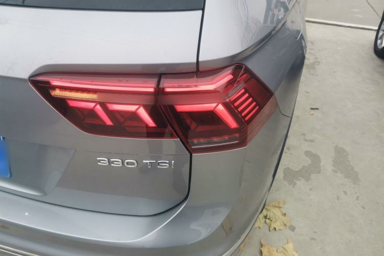 Used Volkswagen Tiguan L 2022 330TSI Automatic Two-Wheel Drive R-Line Enhanced Edition