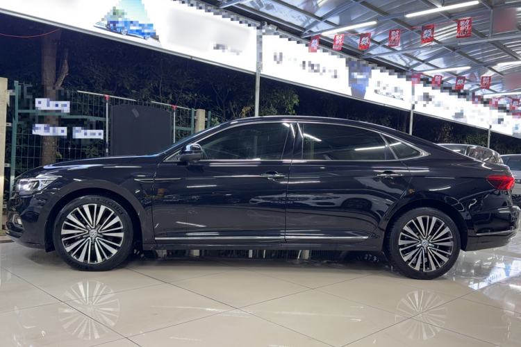 Used Volkswagen Passat 2019 380TSI Prestige Edition China VI Standard
