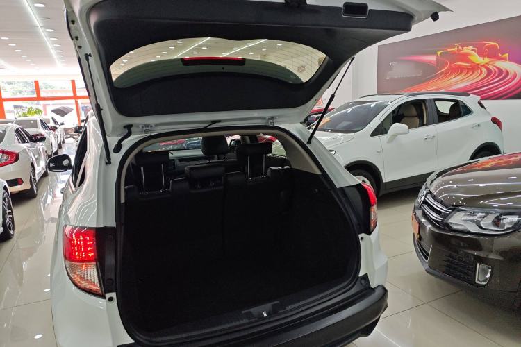 Used Honda Vezel 2019 1.5L CVT Pioneer Edition China VI
