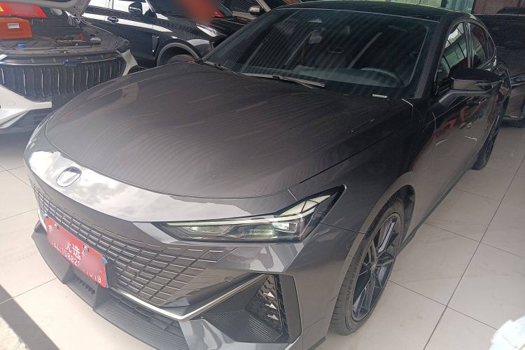 Used Changan UNI-V 2023 1.5T Prestige Model
