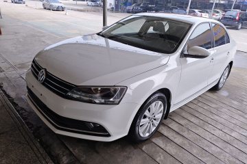 Used Volkswagen Sagitar 2015 1.6L Manual Comfort Model
