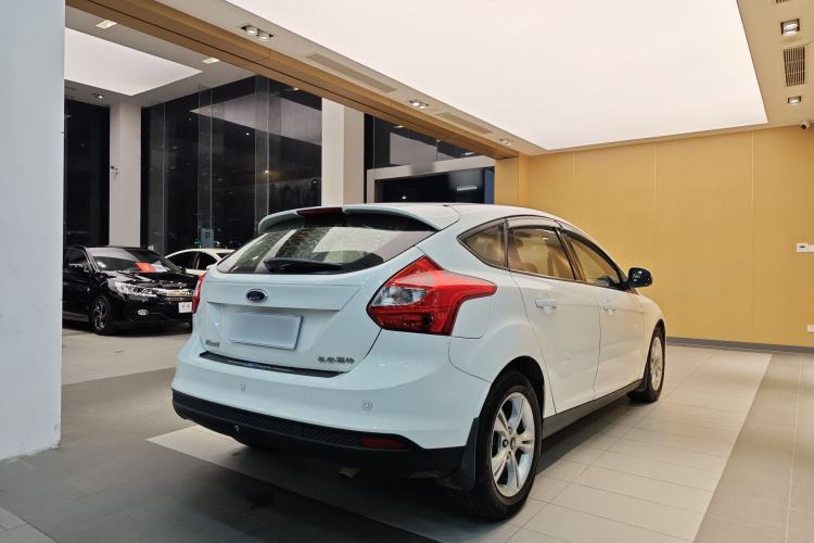 Used Ford Focus 2015 Hatchback 1.6L Automatic Fashion Edition