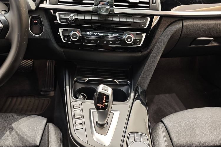 Used BMW 3 Series GT 2020 320i M Sport Package
