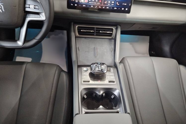 Used BYD Qin L 2025 DM-i Smart Drive 120KM Superior Model