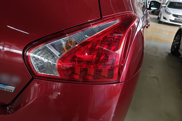 Used Nissan Tiida 2014 1.6L CVT Comfort Model
