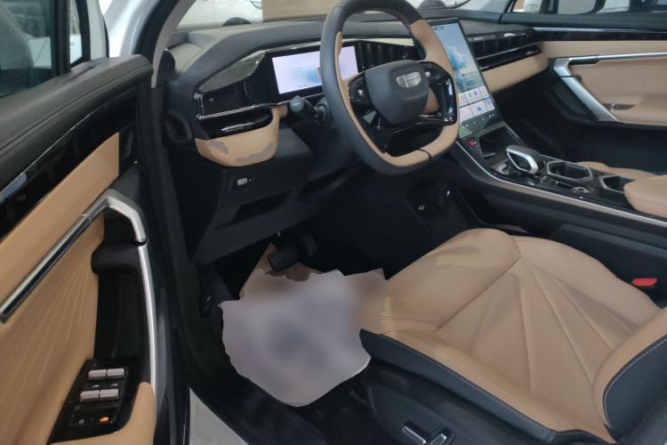 Used Geely Auto FX11 2023 1.5TD DCT Prestige Edition
