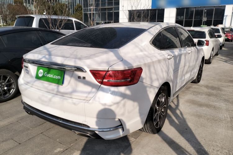 Used Geely Auto Emgrand GT 2017 2.4L Luxury Model
