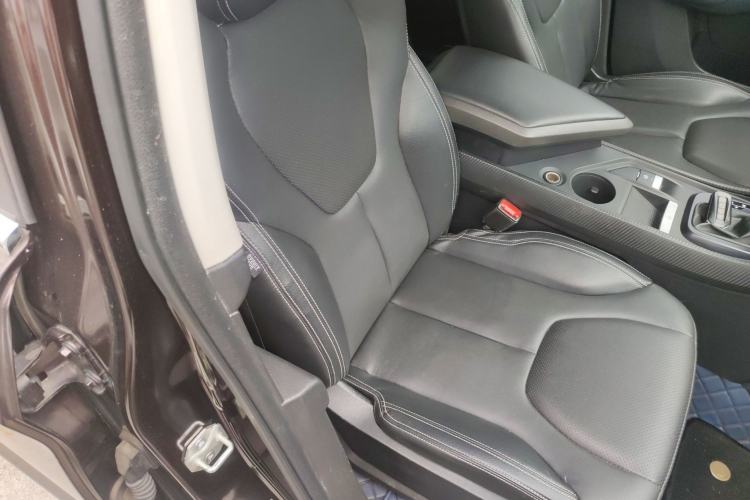 Used JMC Yusheng S330 2016 1.5L GTDi Automatic Two-Wheel Drive Prestige Edition
