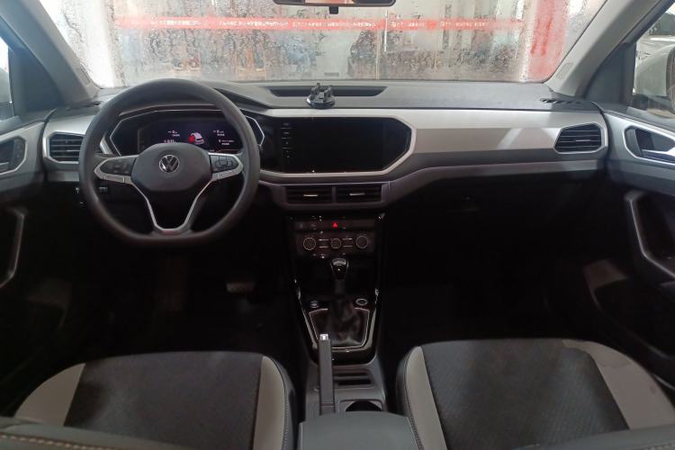 Used Volkswagen Tacqua 2021 200TSI DSG JoyConnect Edition