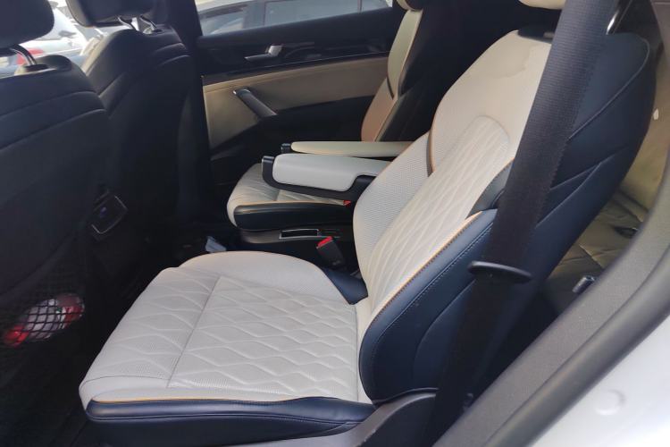 Used BYD Tang New Energy 2022 EV 635 km All-Wheel-Drive Flagship Model
