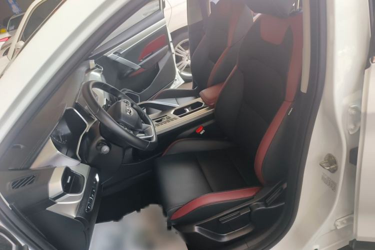 Used Geely Auto Coolray 2020 Facelift 240T DCT Hunter
