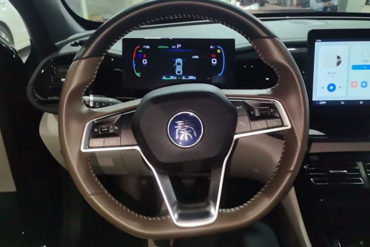 Used BYD Qin PLUS 2023 Champion Edition DM-i 55KM Leading Model
