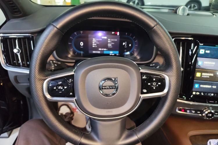 Used Volvo S90 2023 B5 Zhiyuan Luxury Edition
