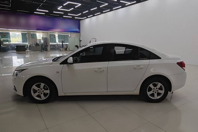 Used Chevrolet Cruze 2013 1.6L SL MT
