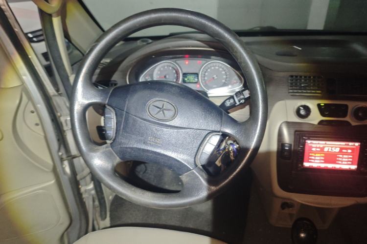 Used  Refine 2011 2.0L Government Procurement Version Manual Luxury Trim
