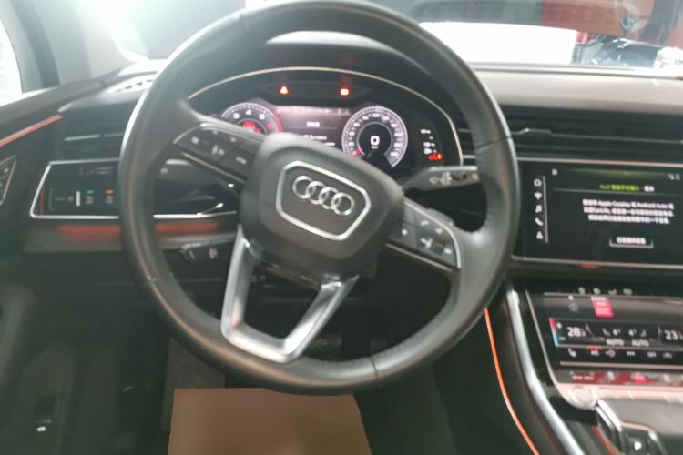 Used Audi Q7 2020 55 TFSI quattro S line sports model