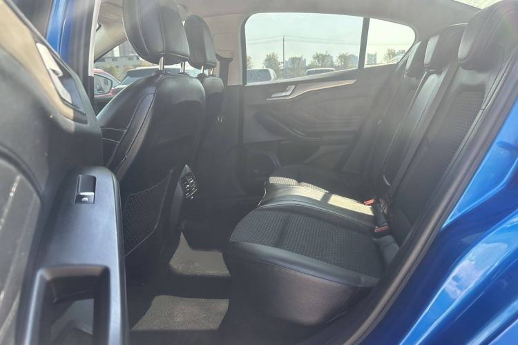 Used Ford Focus 2019 Sedan EcoBoost 180 Automatic Trend Edition
