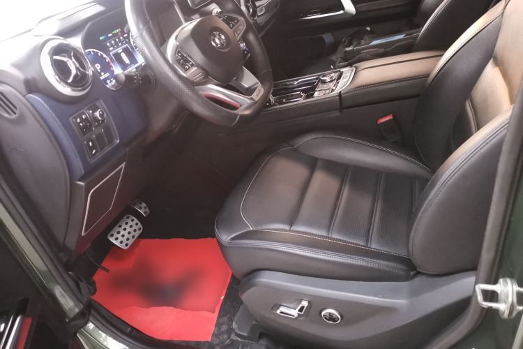 Used Beijing Auto BJ40 2018 PLUS 2.3T Automatic Four-Wheel Drive Flagship Version China V Emission Standard
