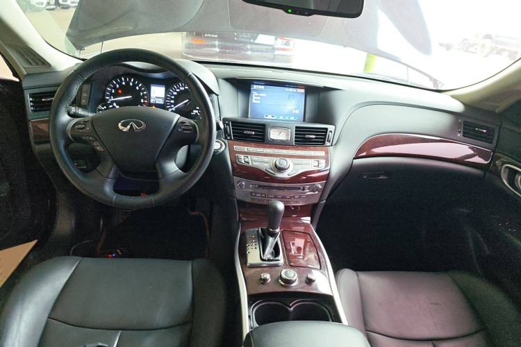 Used Infiniti Q70 2015 Q70L 2.5L Enjoyment Edition
