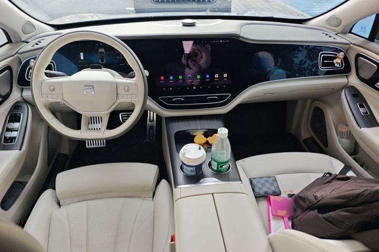 Used  F7 2023 Advanced Pro Edition
