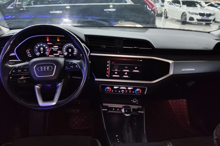 Used Audi Q3 2020 35 TFSI Ambition Dynamic Edition
